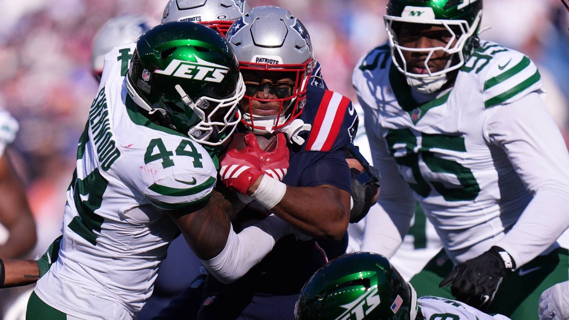 TreVeyon Henderson's Pass Protection Is Costing Him a Bigger Patriots Role