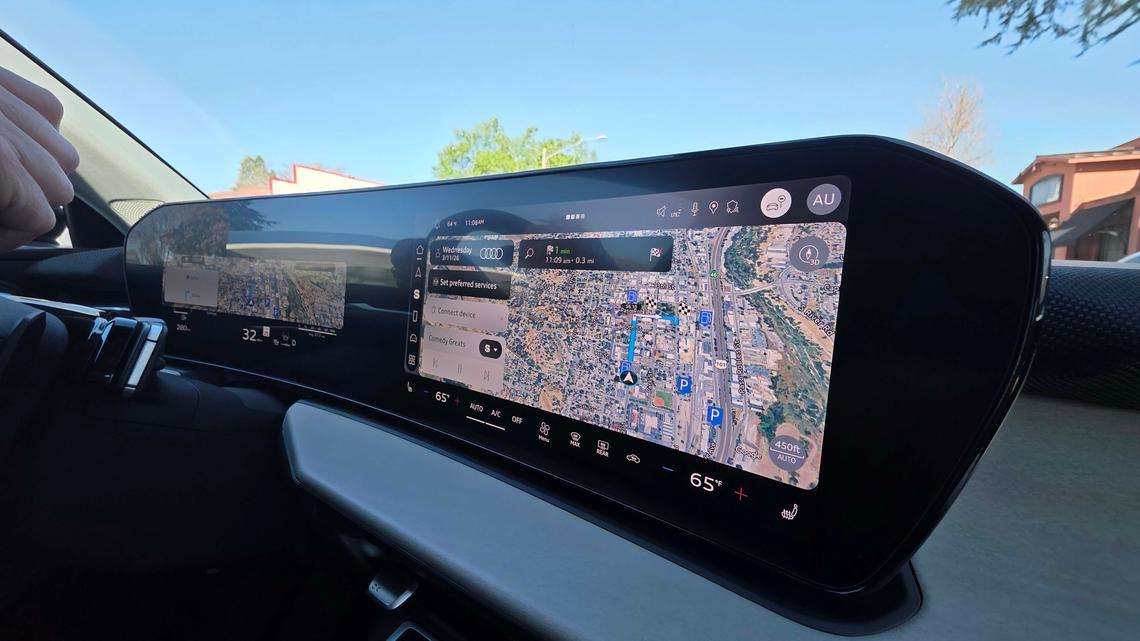 As carmakers shift to digital dashboard, lawmakers push to keep AM radio 