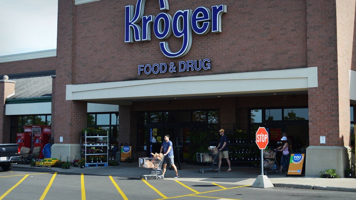 Kroger CEO takes a shot at Costco and Aldi 