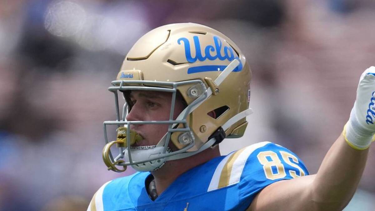  May 2, 2026; Pasadena, CA, USA; UCLA Bruins tight end Brayden Loftin (85) gestures during the spring game at Rose Bowl. Mandatory Credit: Kirby Lee-Imagn Images | IMAGN IMAGES via Reuters Connect 