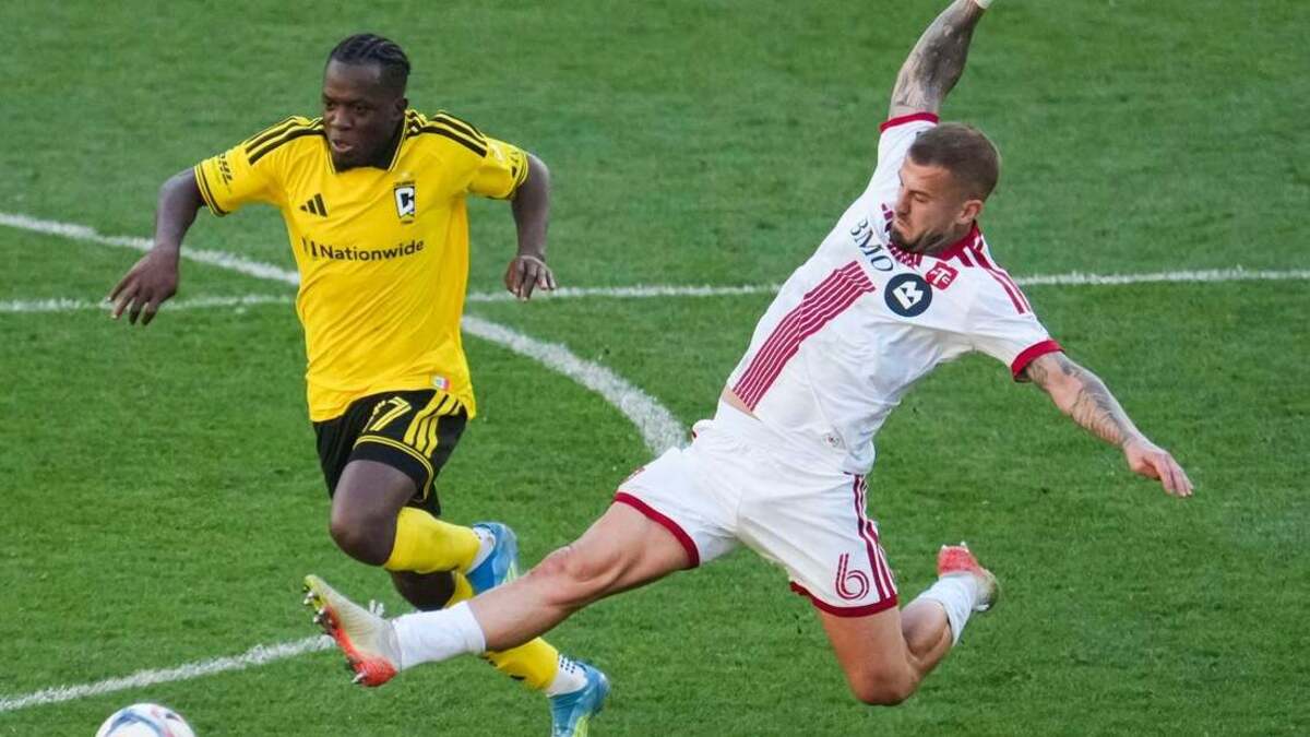 Crew inch into playoff position by knocking off Toronto | Charlotte ...