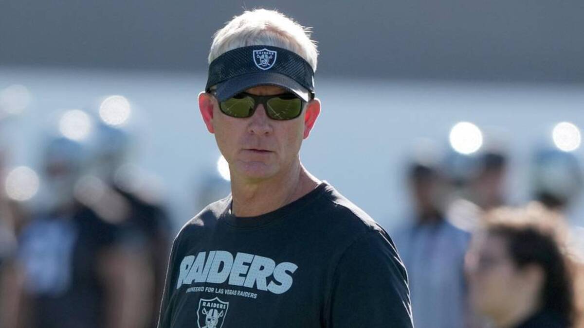 Jun 9, 2026; Henderson, NV, USA; Las Vegas Raiders assistant head coach Mike McCoy during organized team activities at Intermountain Health Performance Center. Mandatory Credit: Kirby Lee-Imagn Images | Kirby Lee-Imagn Images 