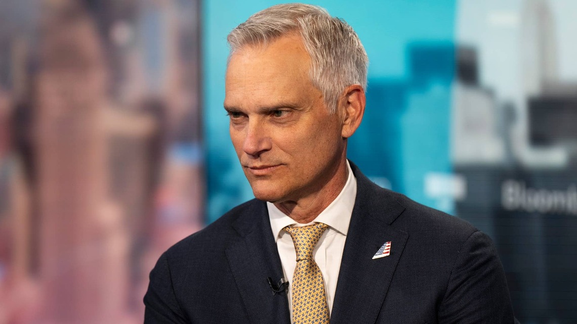 American Airlines CEO issues grim warning on gas prices 