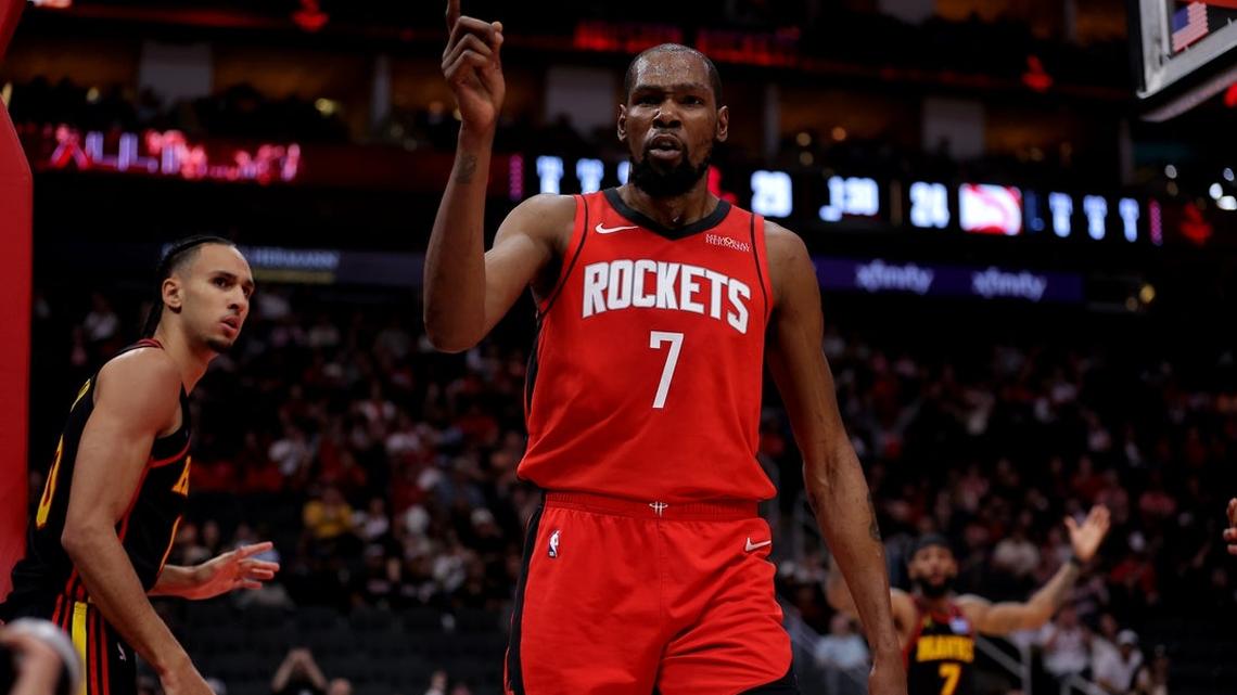 Kevin Durant, Rockets halt Hawks' 11-game win streak  