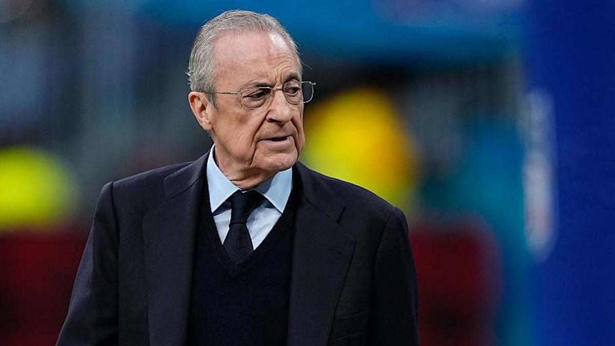  Real Madrid president Florentino Pérez has a job on his hands to quell the discontent in Madrid's locker room. | Oscar J. Barroso/Europa Press/Getty Images 