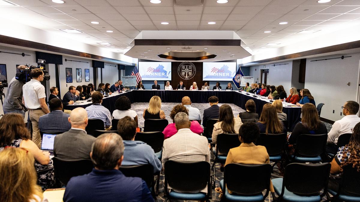 People fill the student senate chambers room for a roundtable discussion with U.S. Sen. Mark Warner (D-Virginia) centered around the recent USS Gerald R. Ford deployment at Old Dominion University’s Webb Student Center in Norfolk, Va., on Monday, June 1, 2026. (Kendall Warner/The Virginian-Pilot/TNS)