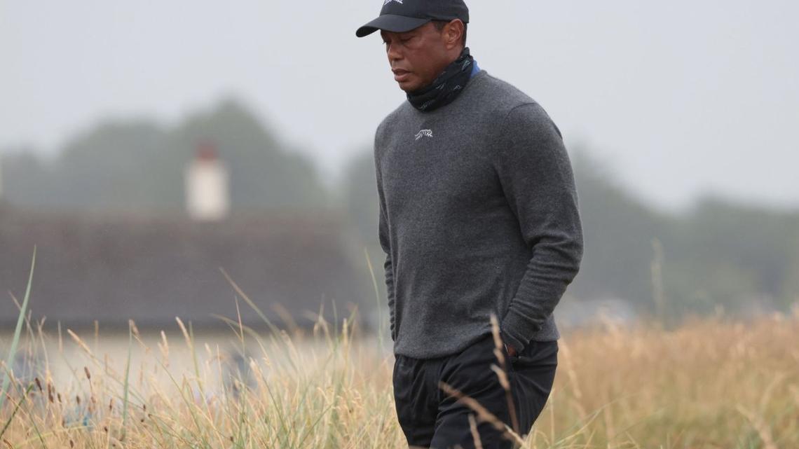 Tiger Woods arrested, charged with DUI after rollover crash 