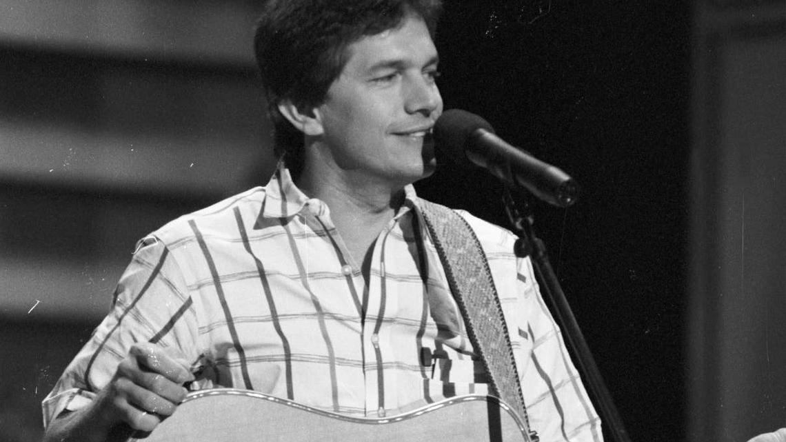2008 Classic Ballad Is a Fan-Favorite Country Song, But It Never Hit No. 1 