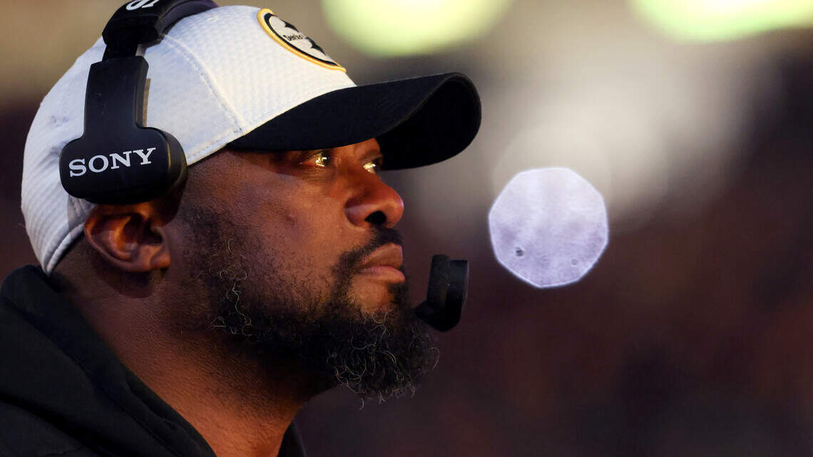 Tomlin leaves door open for NFL coaching return