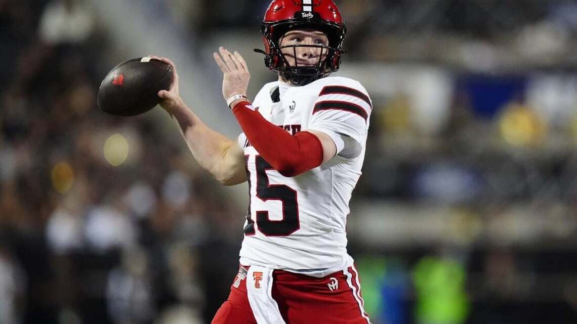 No. 12 Texas Tech throttles Colorado with 4 interceptions 