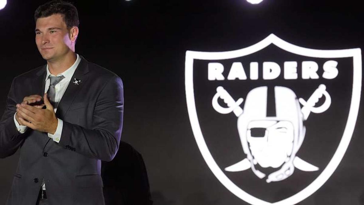  Apr 24, 2026; Henderson, NV, USA; Las Vegas Raiders quarterback Fernando Mendoza at the Festival of Football at the Intermountain Health Performance Center. Mandatory Credit: Kirby Lee-Imagn Images | Kirby Lee-Imagn Images 