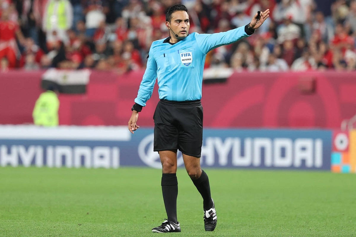  Honduran referee Said Martínez gestures during the FIFA Arab Cup 2021 quarter final football match between Egypt and Jordan FIFA has named Saíd Martínez as the referee for Qatar vs. Switzerland. Here's a closer look at the Honduran official.