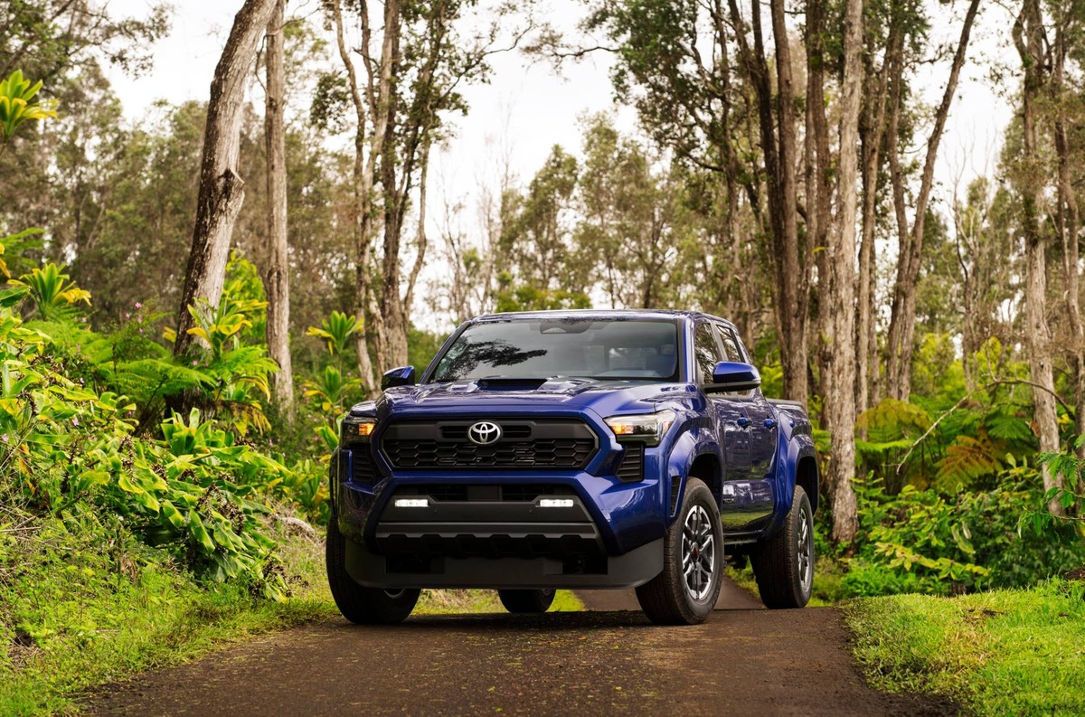  2026 Toyota Tacoma TRD Sport