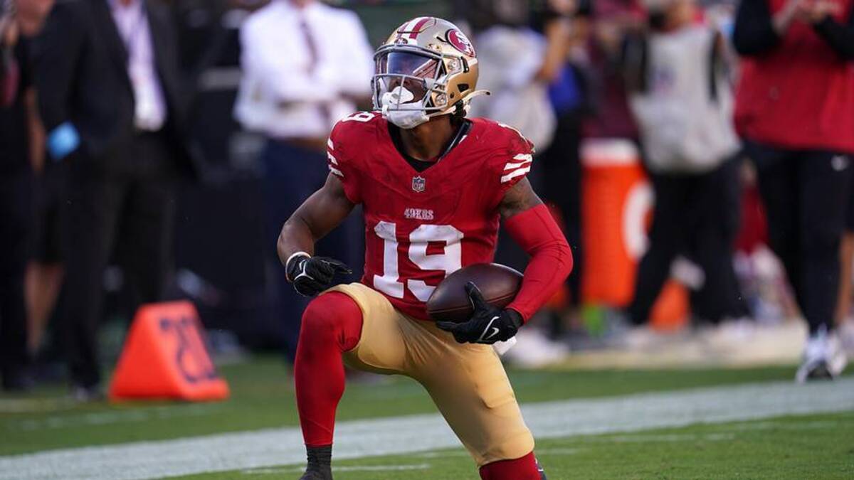  Oct 20, 2024; Santa Clara, California, USA; San Francisco 49ers wide receiver Jacob Cowing (19) reacts after making a catch for a first down against the Kansas City Chiefs in the fourth quarter at Levi's Stadium. Mandatory Credit: Cary Edmondson-Imagn Images | Cary Edmondson-Imagn Images 
