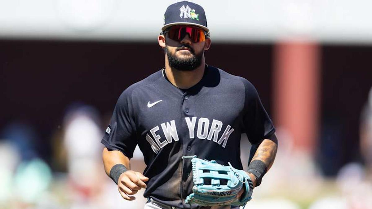  Mar 24, 2026; Mesa, Arizona, USA; New York Yankees outfielder Jasson Dominguez against the Chicago Cubs during spring training at Sloan Park. | Mark J. Rebilas-Imagn Images 