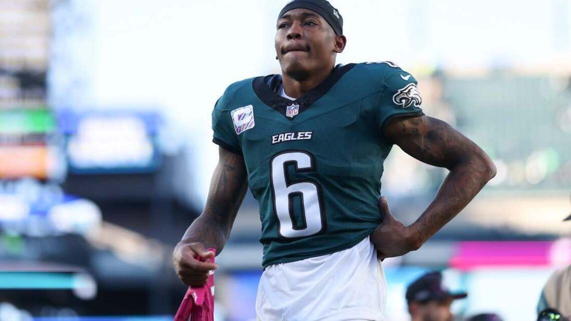 Eagles WRs DeVonta Smith, Wicks not spotted at practice