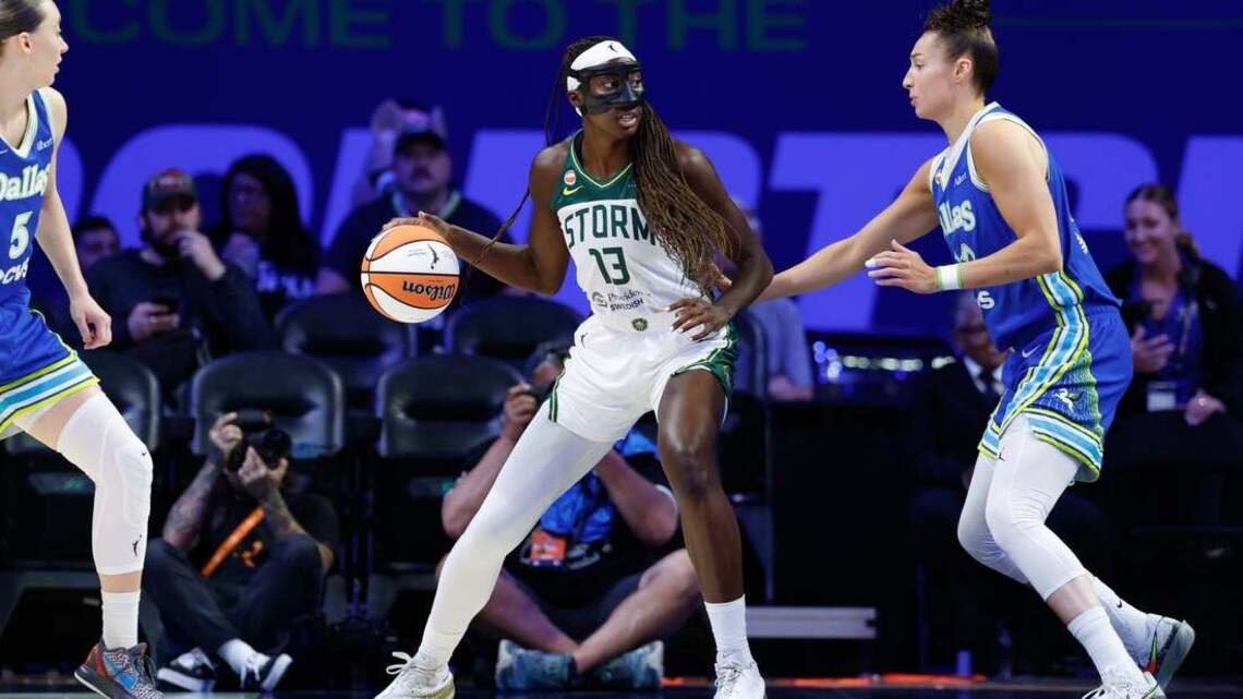Storm F Ezi Magbegor tears ACL at Women's World Cup 