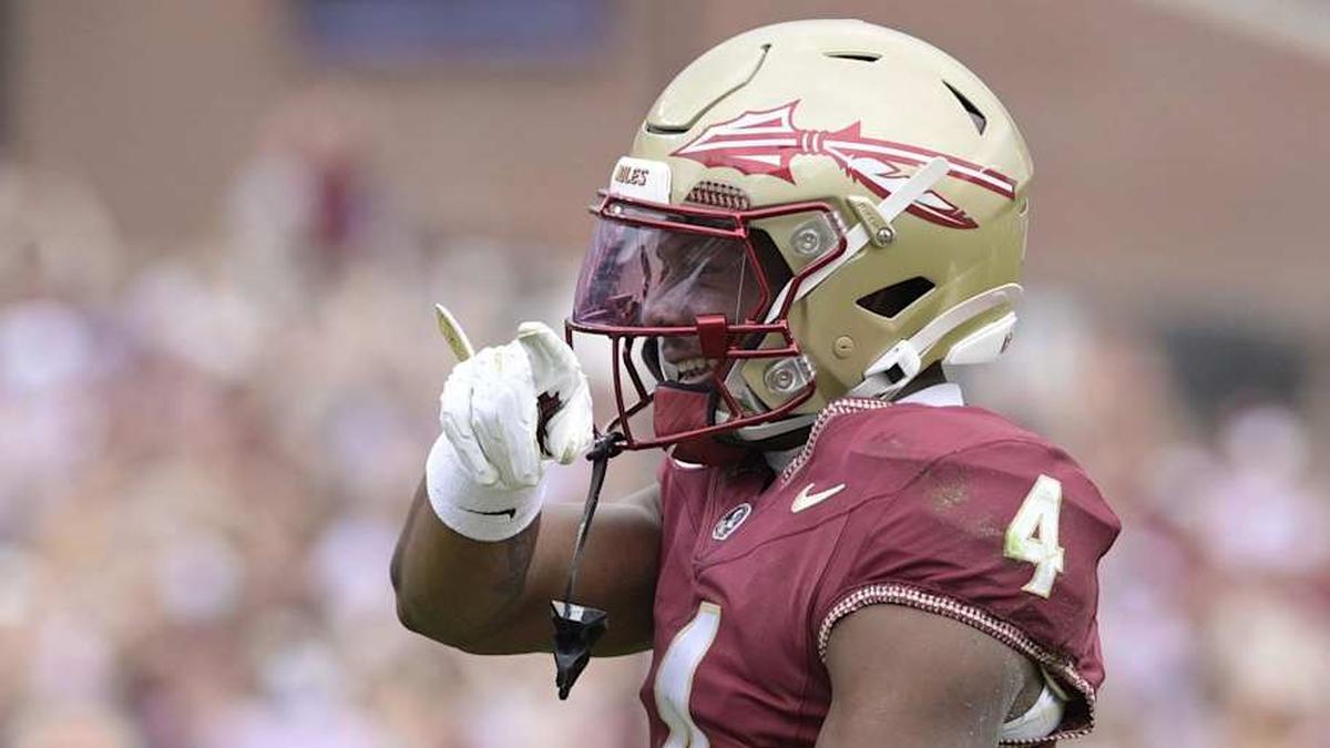  Aug 30, 2025; Tallahassee, Florida, USA; Florida State Seminoles wide receiver Squirrel White (4) reacts after making a catch against the Alabama Crimson Tide during the first half at Doak S. Campbell Stadium. Mandatory Credit: Melina Myers-Imagn Images | Melina Myers-Imagn Images 