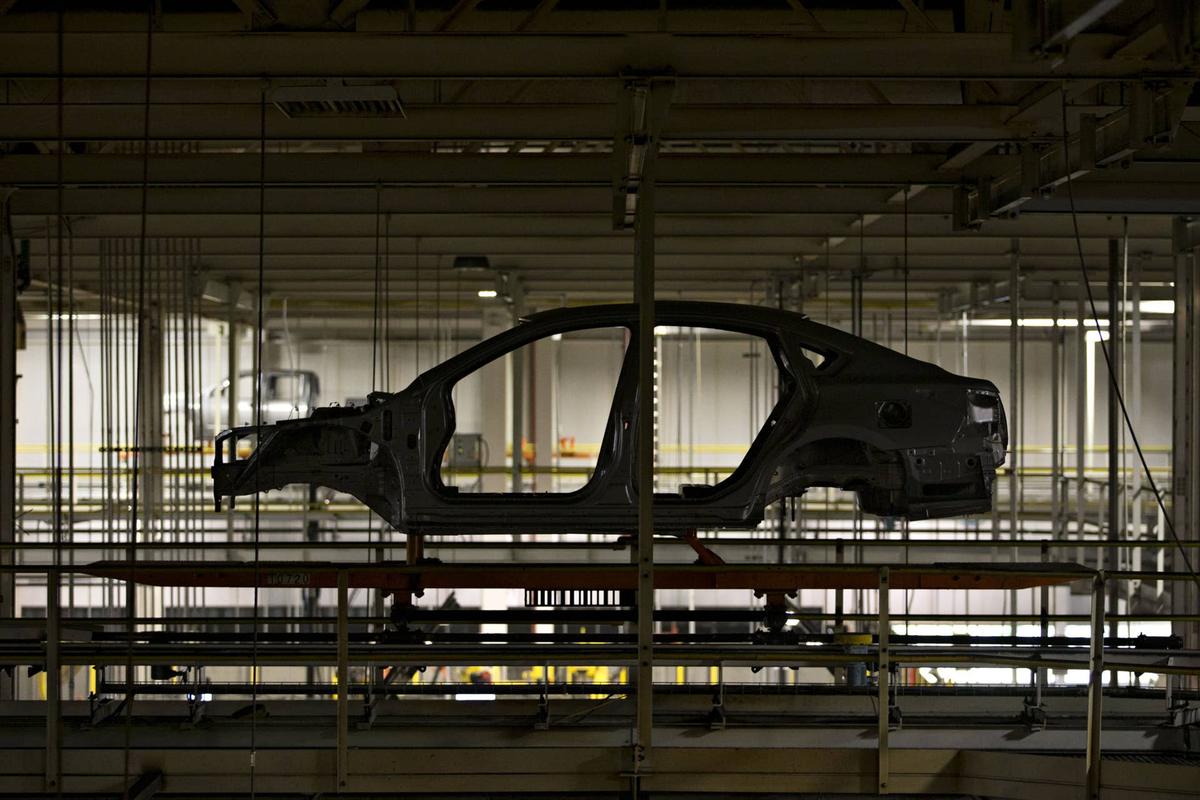  The body of a 2016 Nissan Motor Co. Altima mid-size vehicle moves on the assembly line at the company's North America manufacturing plant in Canton, Mississippi, U.S., on Thursday, Sept. 8, 2016. The U.S. Census Bureau is scheduled to release durable goods figures on September 28. Photographer: Daniel Acker/Bloomberg via Getty Images