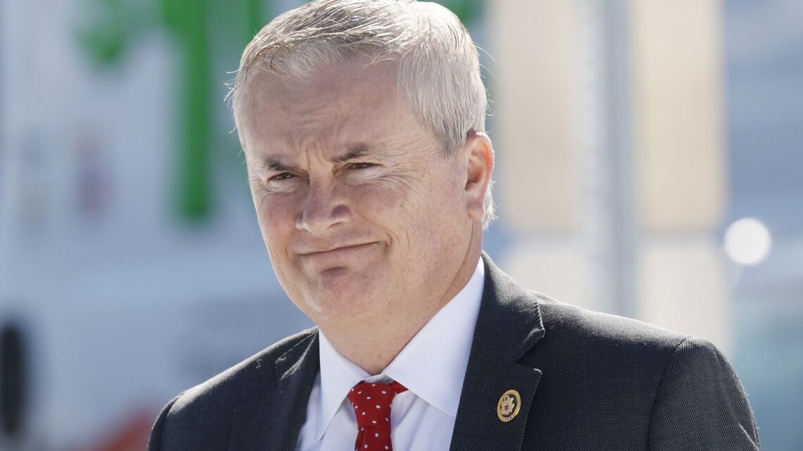Jeffrey Epstein's assistant tells Congress she knew nothing about his crimes 