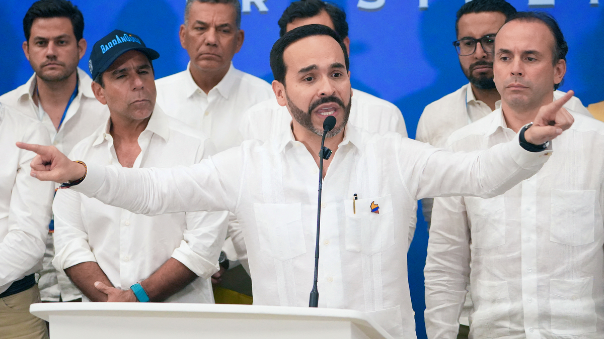 Colombia's new president joins a right-wing wave facing tough reality