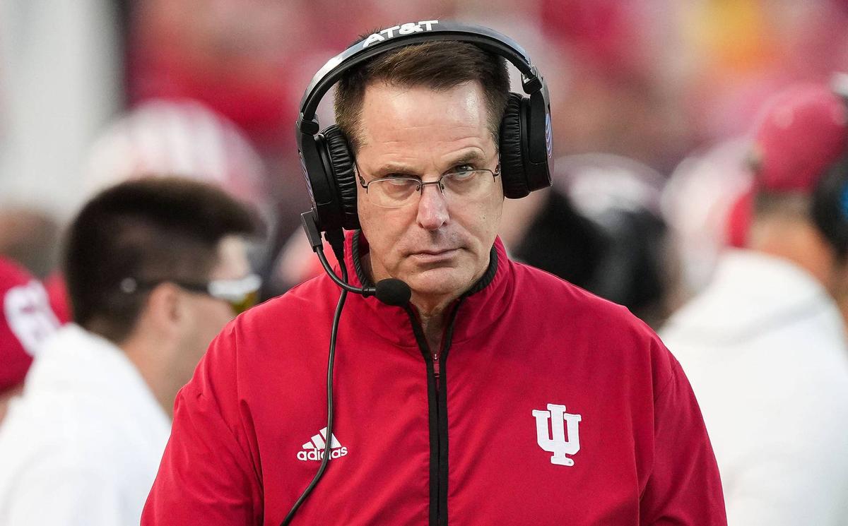  Indiana Hoosiers head coach Curt Cignetti Grace Hollars/IndyStar / USA TODAY NETWORK via Imagn Images