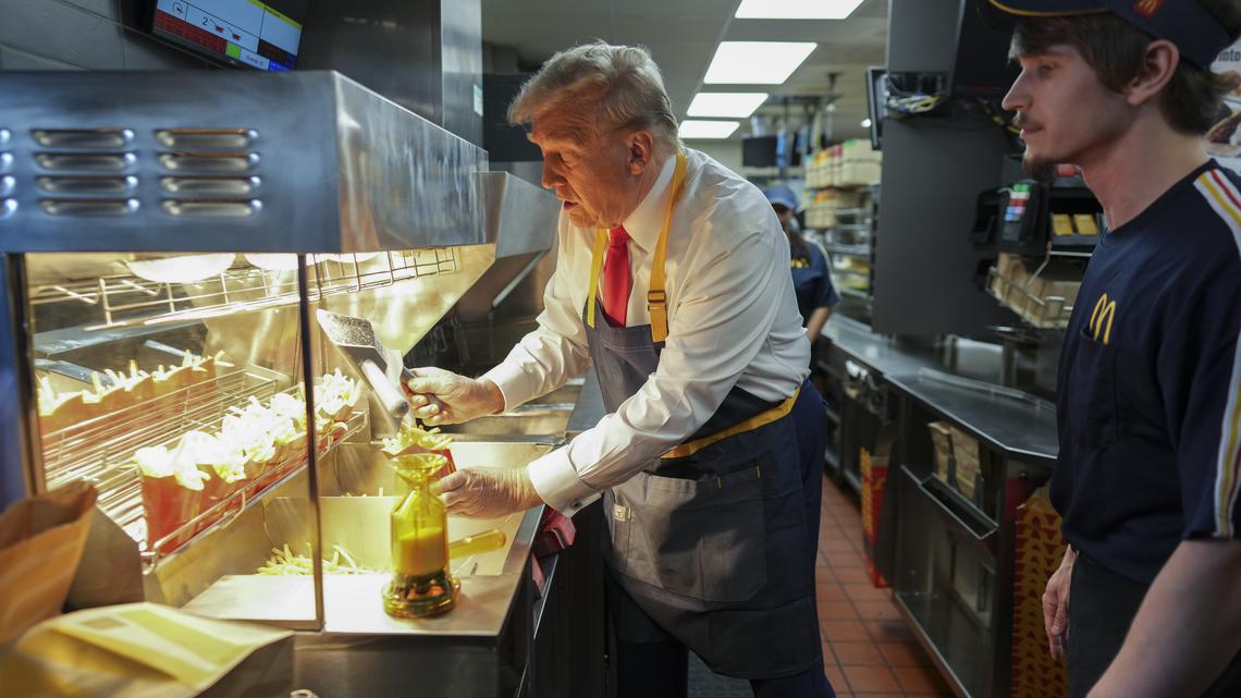 Firm That Planned Trump's Jan. 6 Rally Received No-Bid Contracts