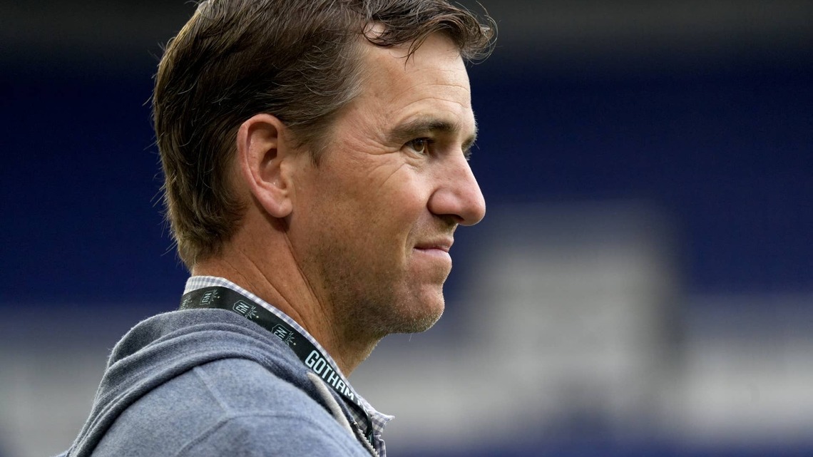 Eli Manning Admits He'll Root For Texas Against Ole Miss 
