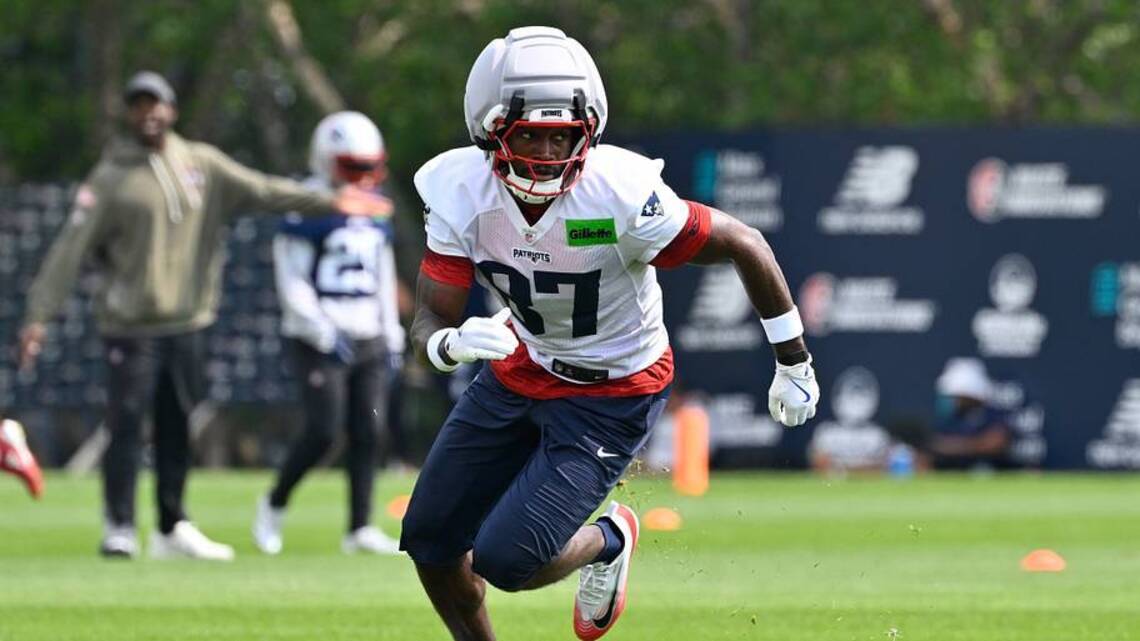 Patriots Training Camp Notebook: Launching The Deep Ball