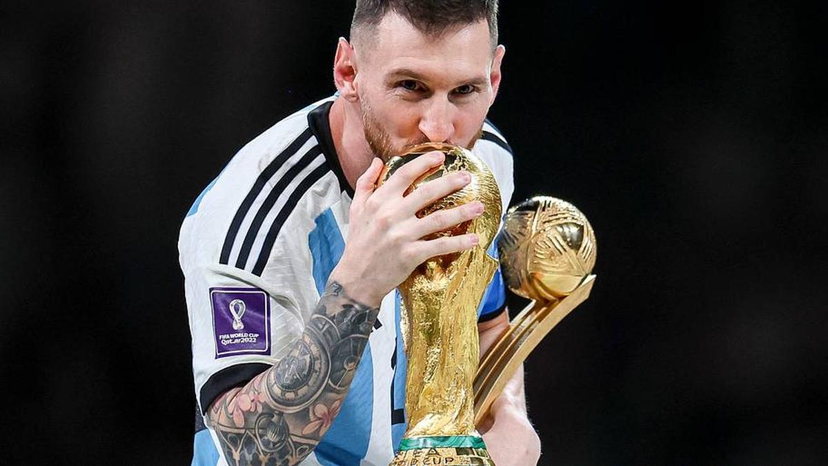  Lionel Messi will look to win his second World Cup title. | Maja Hitij/FIFA/Getty Images 