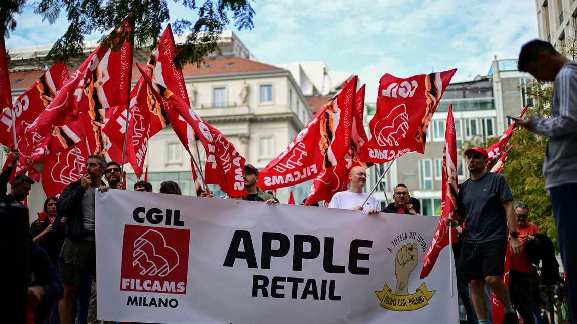 Italian Apple store employees strike on iPhone18 Pro launch day 