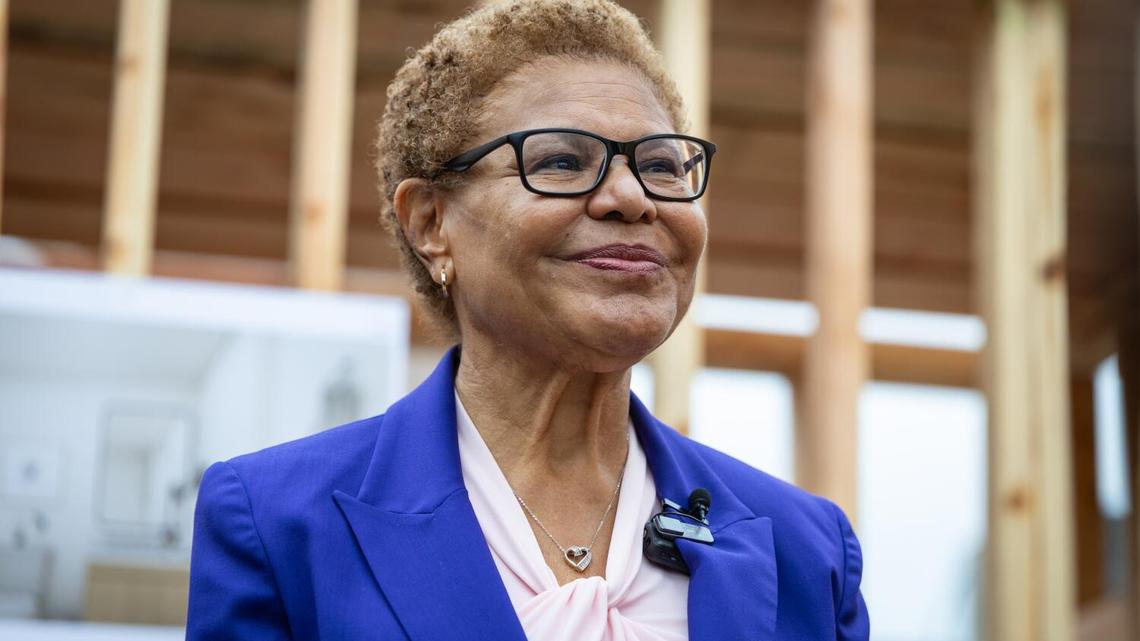 In LA mayor's race, everyone is campaigning on change - even the incumbent 