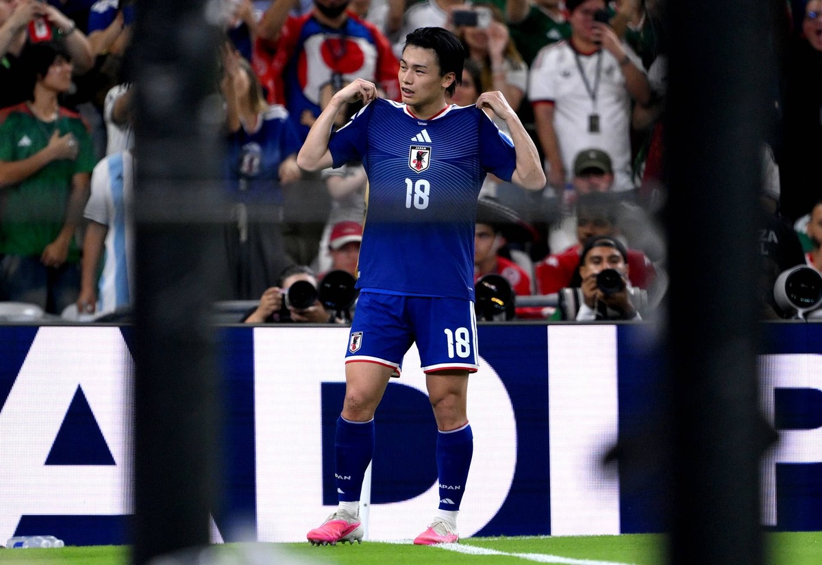  Ayase Ueda #18 of Japan celebrates scoring his team's second goal during the FIFA World Cup 2026 Group F match between Tunisia and Japan at Monterrey Stadium on June 20, 2026 in Monterrey, Mexico. (Photo by David Ramos/Getty Images) Photo by David Ramos/Getty Images