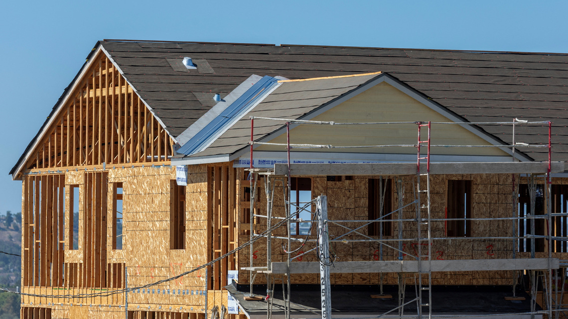 US homebuilder sentiment drops to 12-month low in September
