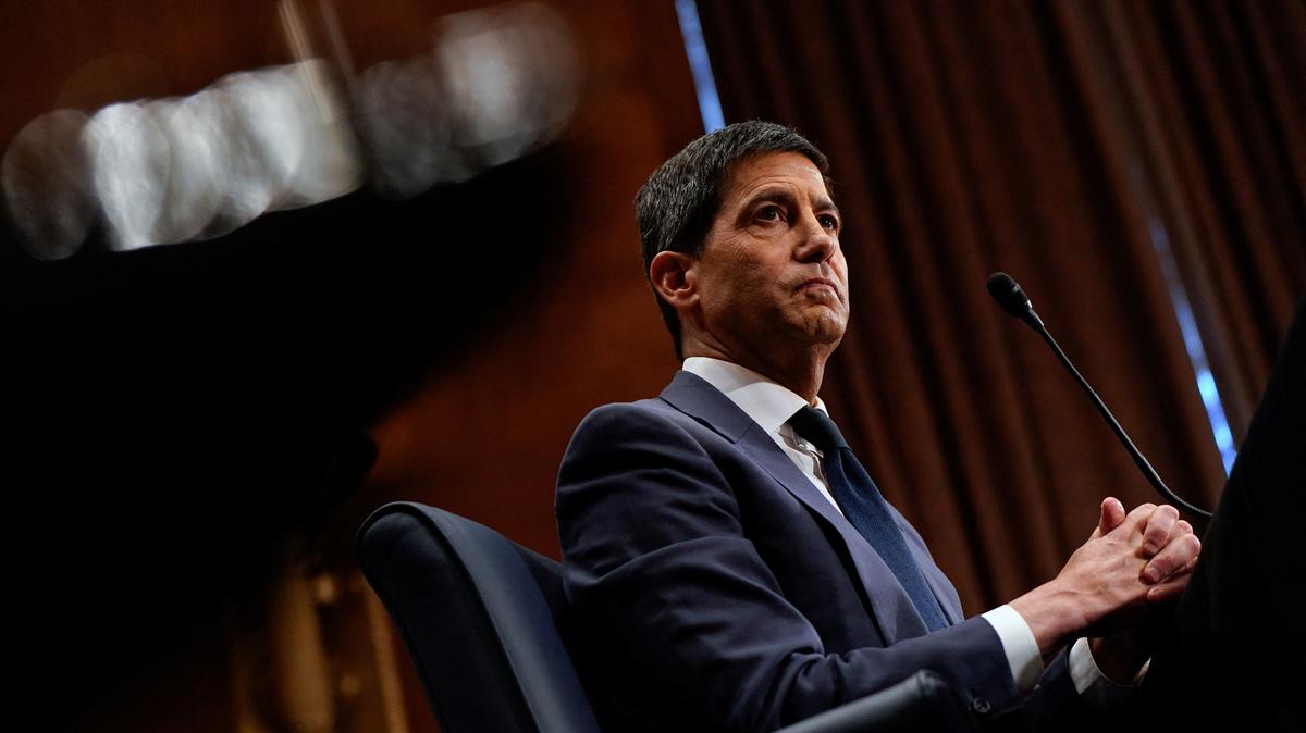 Kevin Warsh, U.S. President Donald Trump's nominee to be next chair of the Federal Reserve, attends a Senate Banking Committee confirmation hearing to testify, on Capitol Hill in Washington, D.C., U.S., April 21, 2026. REUTERS/Elizabeth Frantz/File Photo