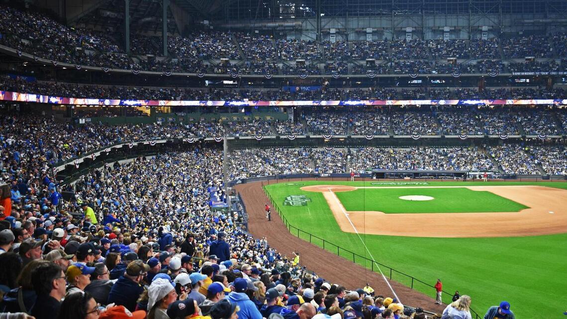 Brewers sell out World Series watch party as fans await first title