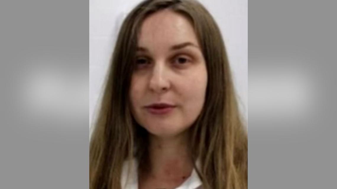 Woman Allegedly Attempts to Push Roommate's 5-Year-Old Out Window 