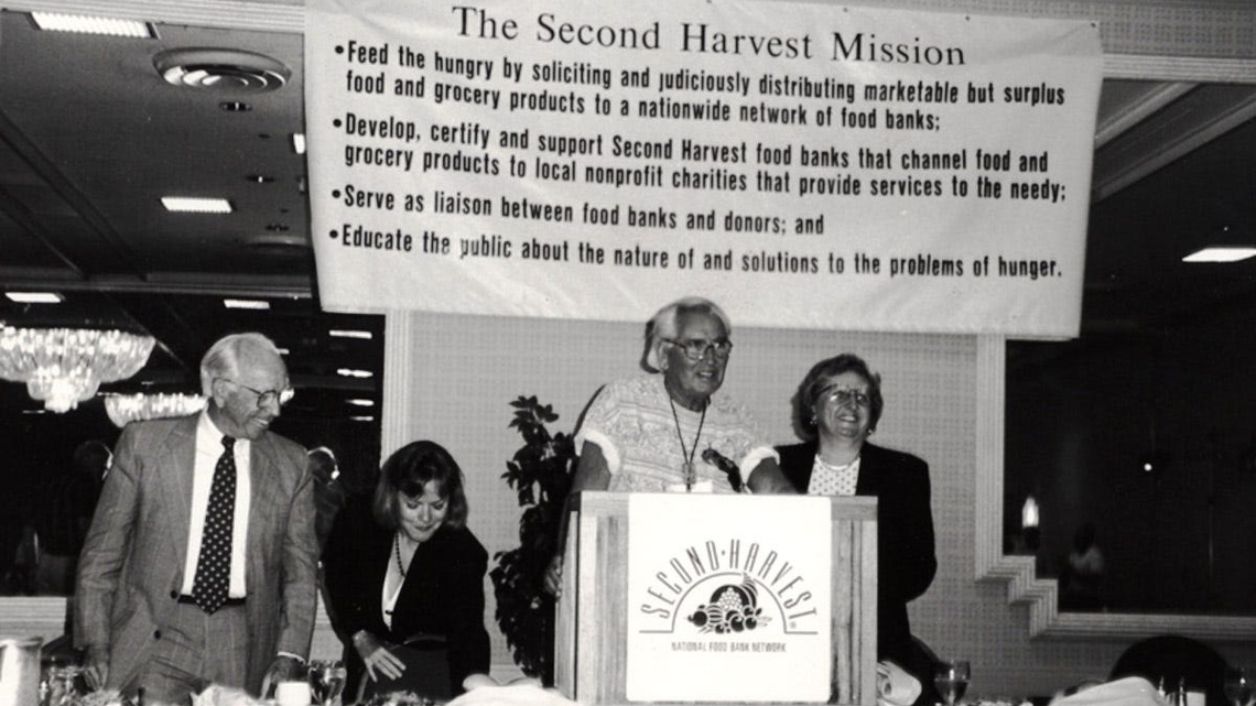 The world's first food bank started in Arizona. Here's how