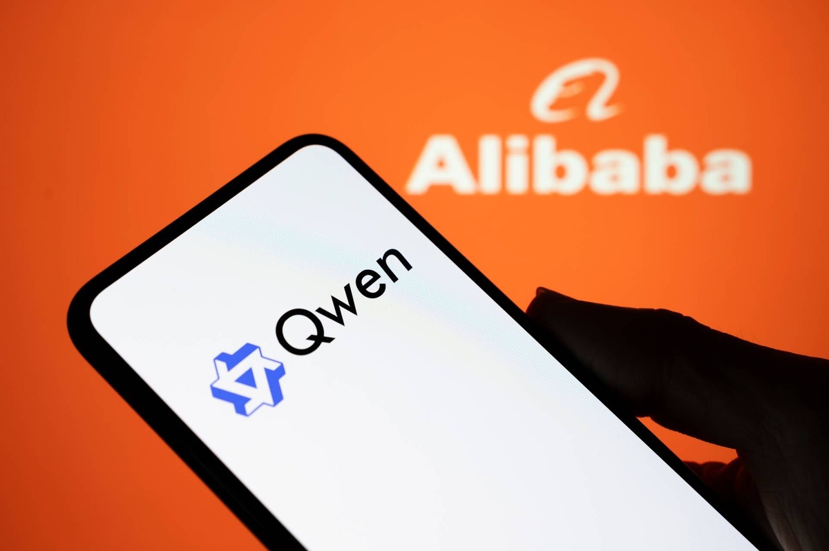  Alibaba shares roe about 10% after a cloud market share report and a Pentagon lobbying reprieve offset an escalating Anthropic dispute. 