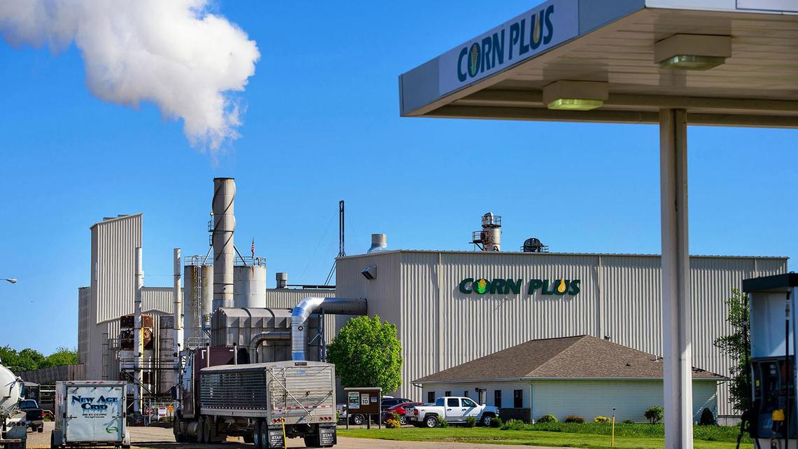 DC Republicans struggle to cut deal for ethanol expansion, risking wrath from farmers 