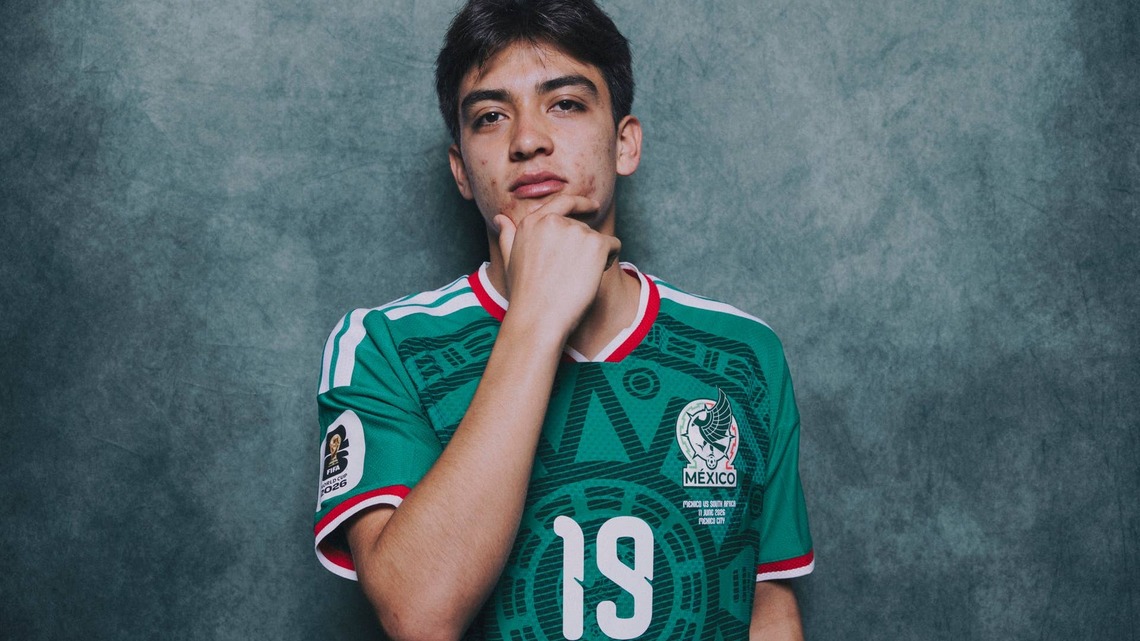Inside Gilberto Mora's Family Life- Girlfriend, Parents, Siblings, Ethnicity 