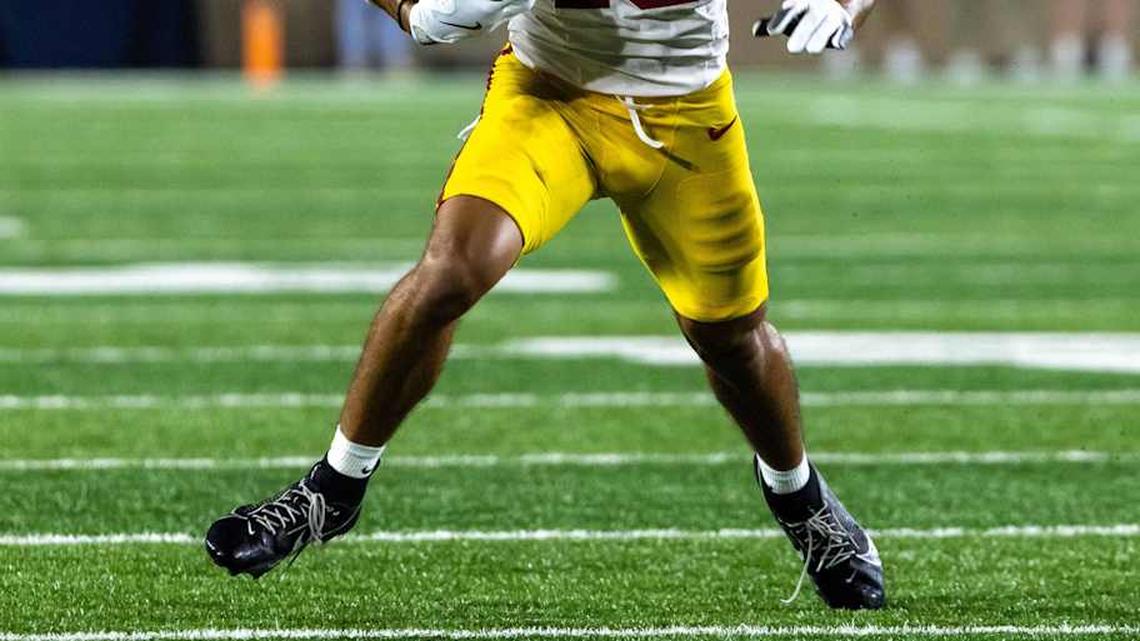  Oct 18, 2025; South Bend, Indiana, USA; Southern California Trojans wide receiver Tanook Hines (16) runs the ball against the Notre Dame Fighting Irish during the first half at Notre Dame Stadium. Mandatory Credit: Michael Caterina-Imagn Images | Michael Caterina-Imagn Images 