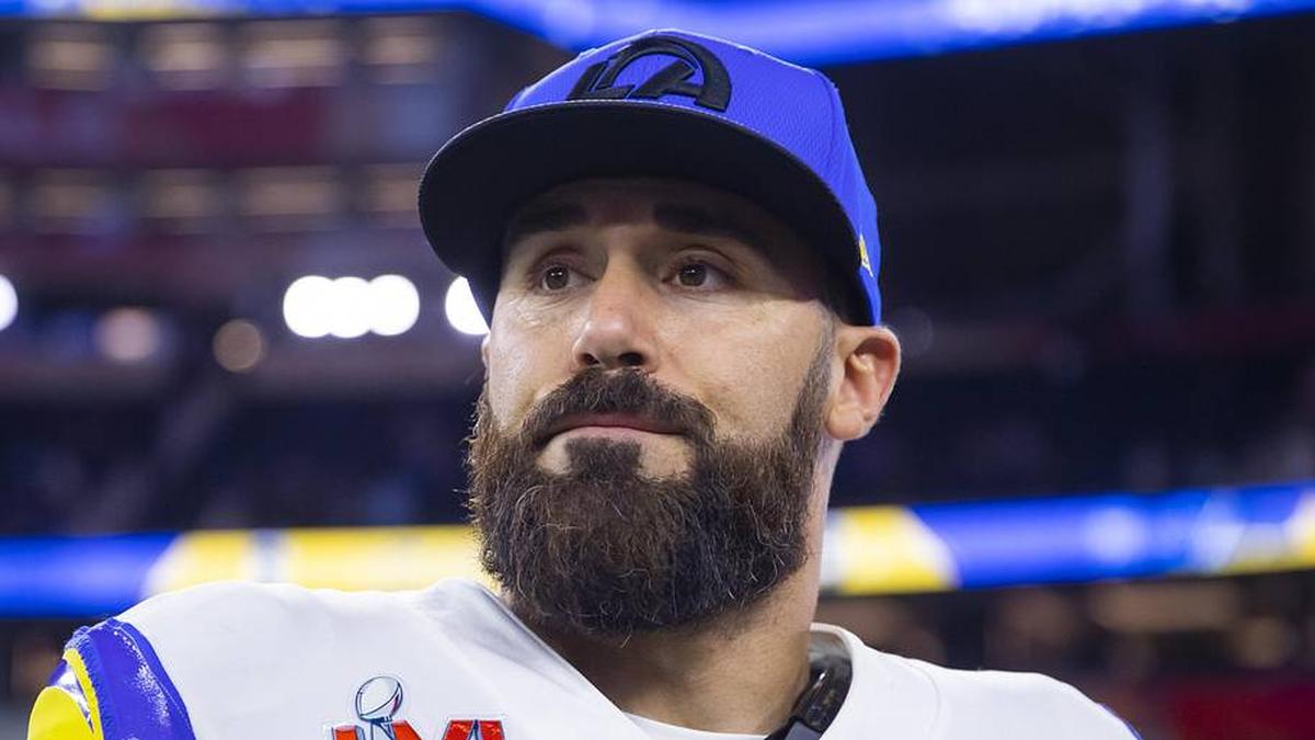  Feb 13, 2022; Inglewood, CA, USA; Los Angeles Rams safety Eric Weddle (20) against the Cincinnati Bengals in Super Bowl LVI at SoFi Stadium. Mandatory Credit: Mark J. Rebilas-Imagn Images | Mark J. Rebilas-Imagn Images 
