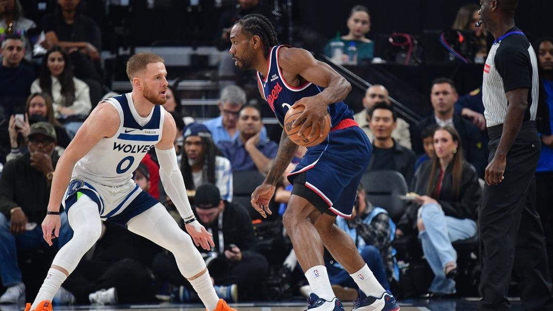 Kawhi Leonard scores 45, Clippers make history vs. Wolves 