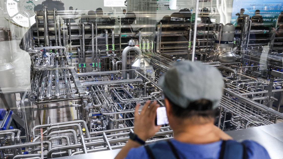 China's June factory activity rises to 50.3 