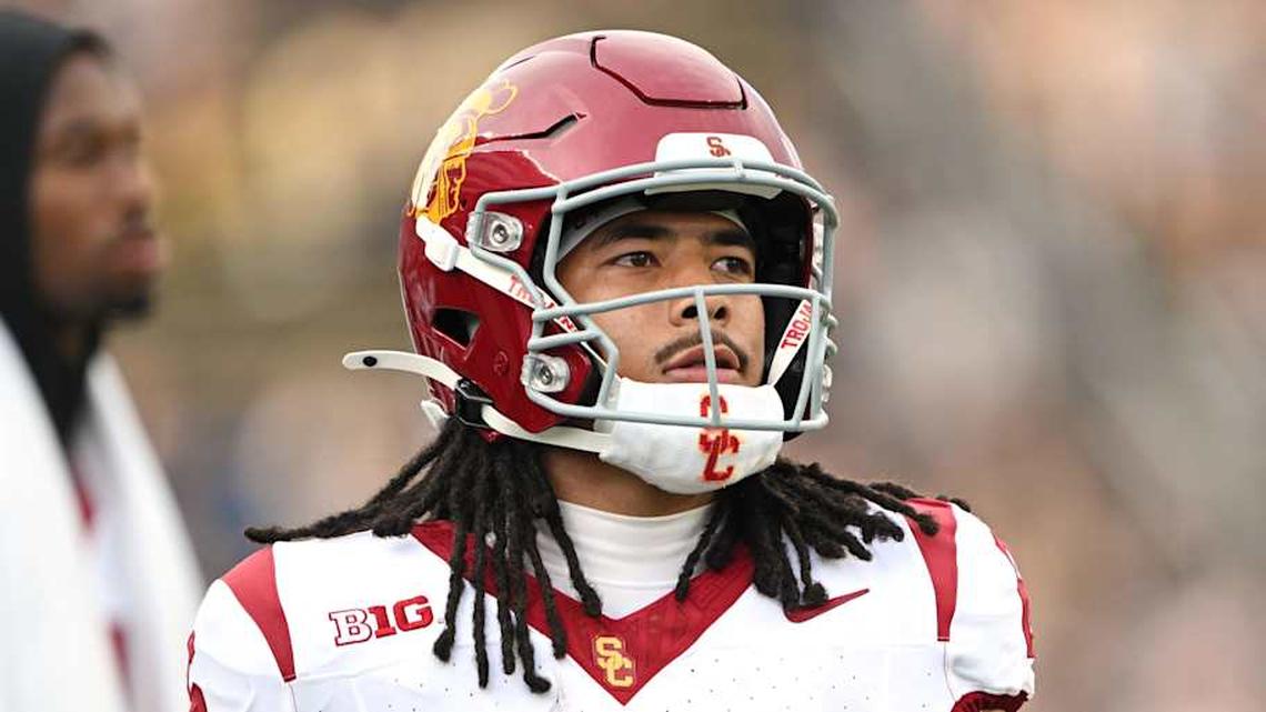  Sep 13, 2025; West Lafayette, Indiana, USA; Southern California Trojans wide receiver Makai Lemon (6) warms up before the game against the Purdue Boilermakers at Ross-Ade Stadium. Mandatory Credit: Marc Lebryk-Imagn Images | Marc Lebryk-Imagn Images 