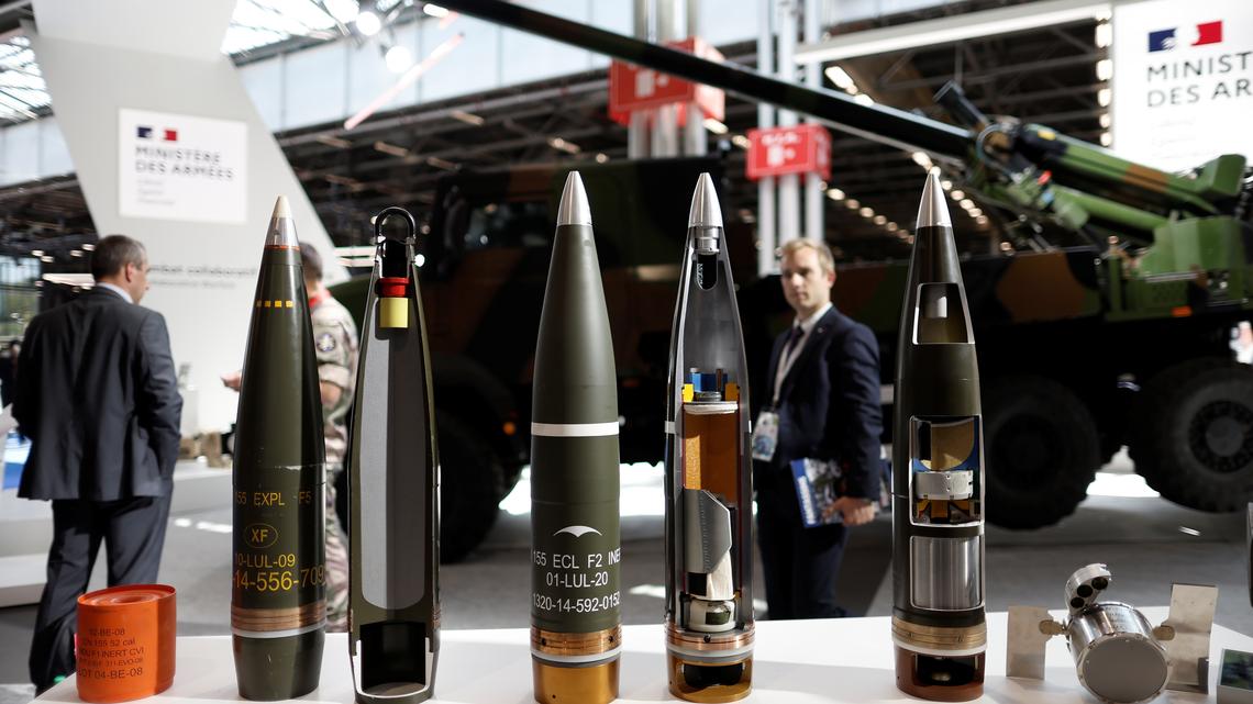 Israel says France bans its officials from weapons show 
