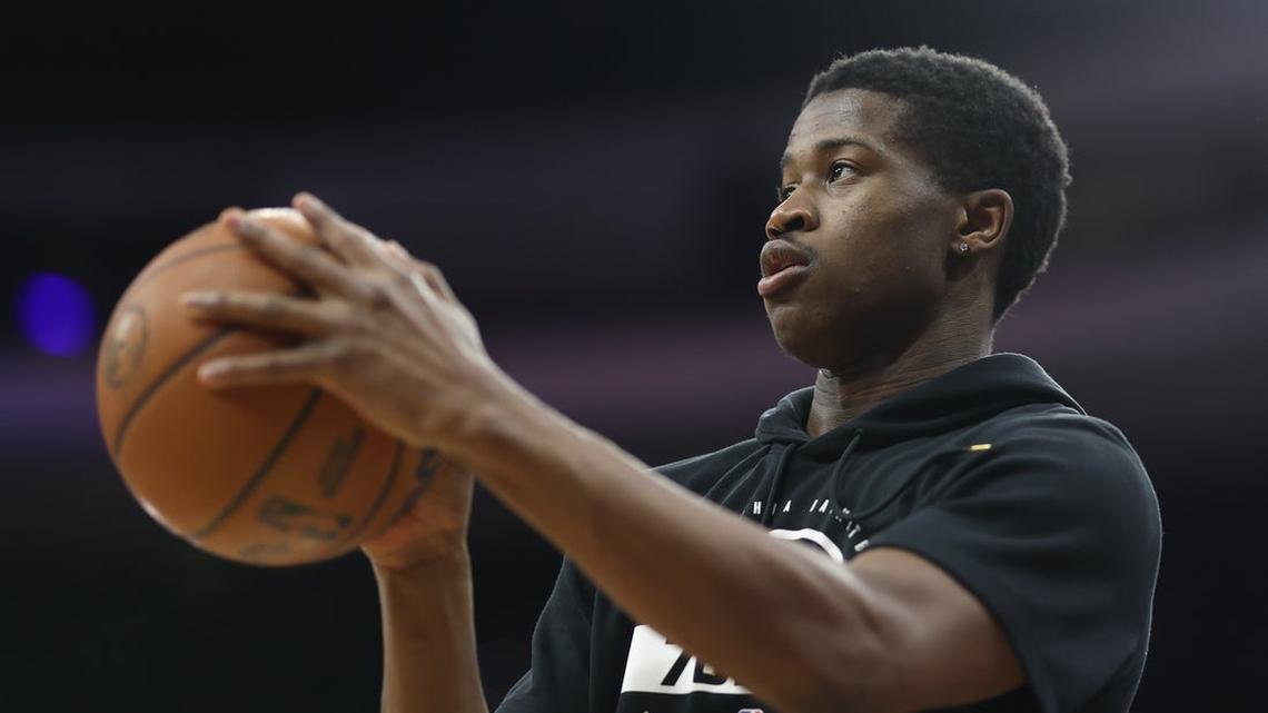 76ers rookie VJ Edgecombe (back) out vs. Jazz 