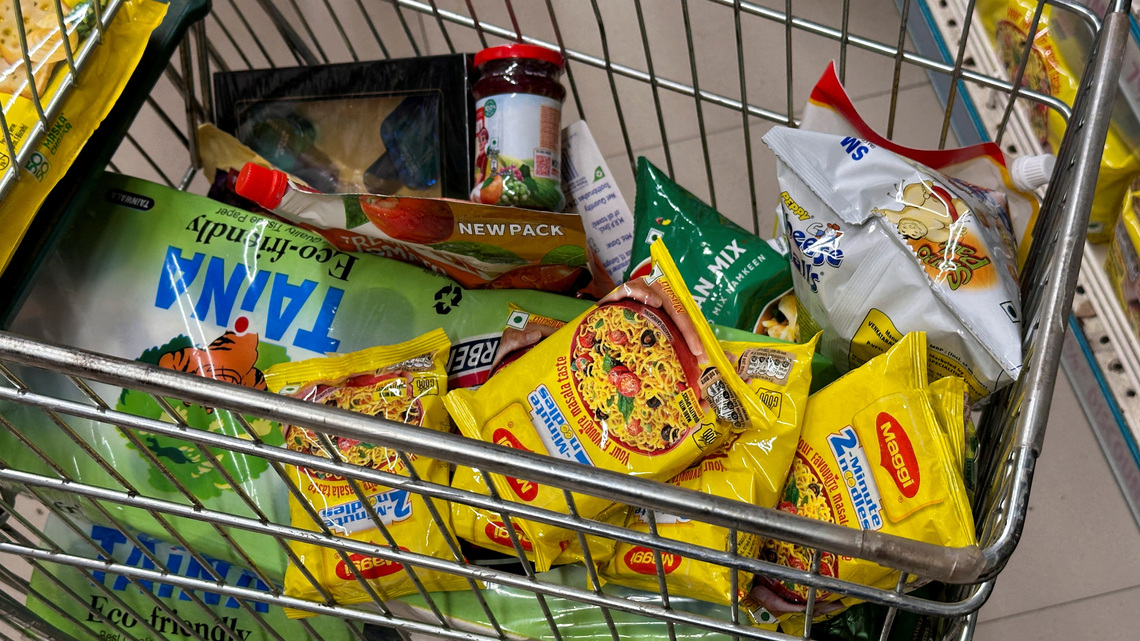 Explainer-Raids, shutdowns, warning labels - India's unprecedented food safety push 