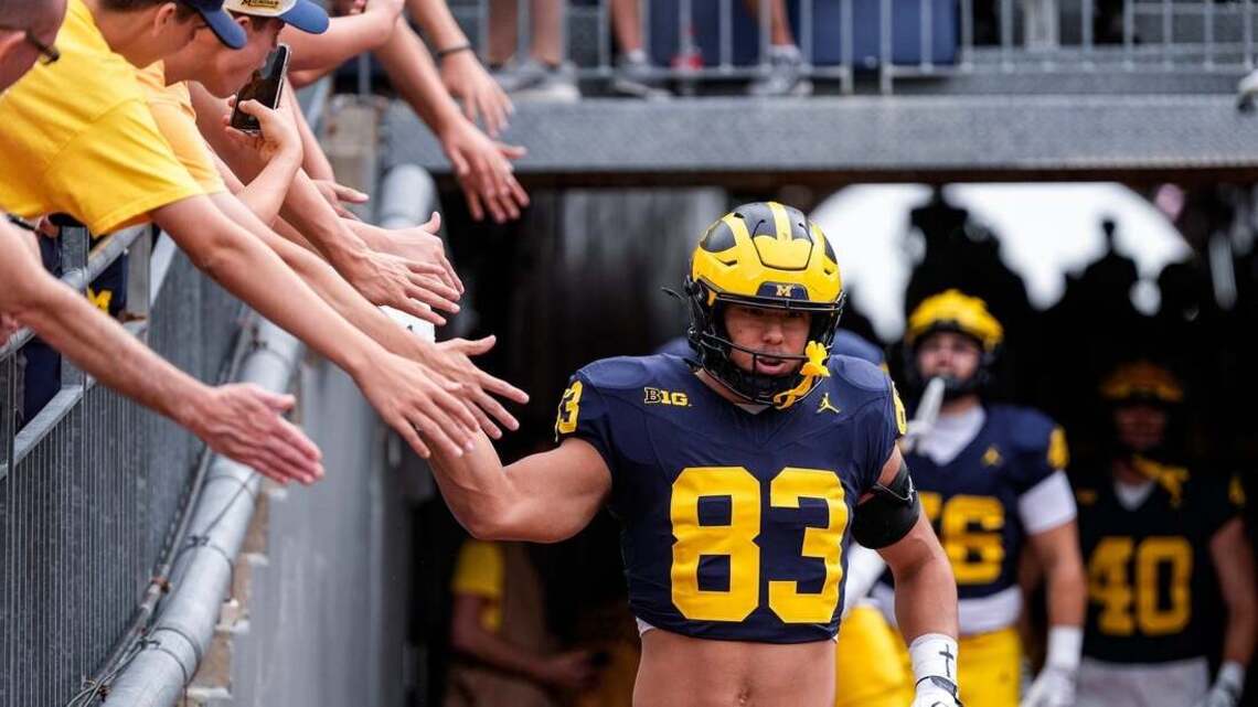 Michigan TE apologizes for leaked texts criticizing OC 